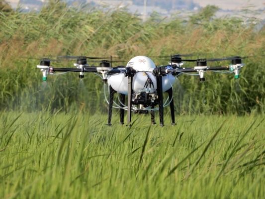 Waterproof Agriculture UAV Drone Customized Farm Spray Drone